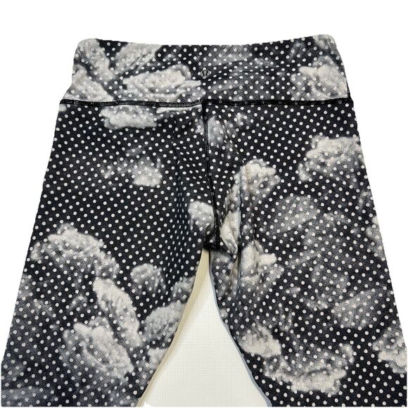 Lululemon Wunder Under Crop II Luon Dottie Dream Rose Neutral Blush Black Size 8 - Picture 8 of 15